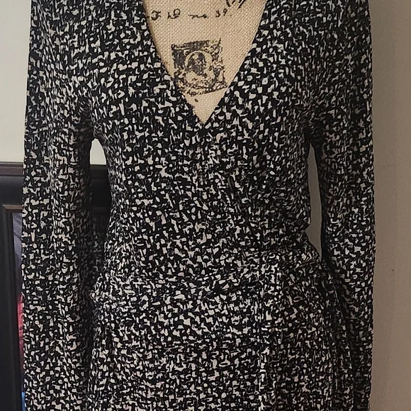 Talbots Monochrome Long Sleeve Dress - Picture 3 of 3